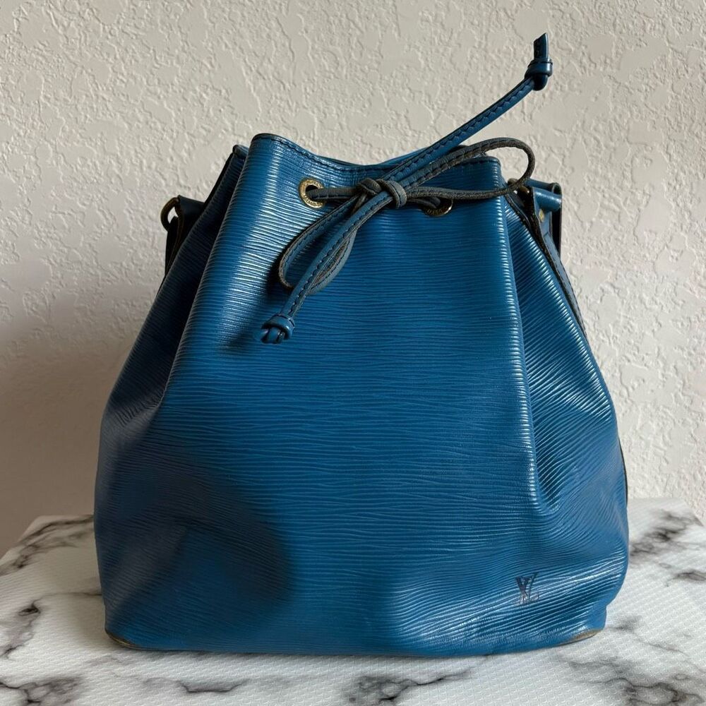 Louis Vuitton Epi Leather Bucket Blue